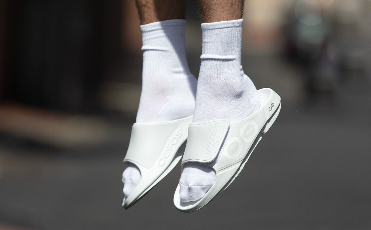 Men's OOahh Sport Flex Sandal - White