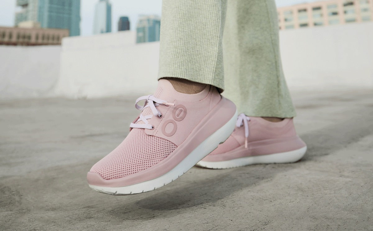 Women's OOmy Stride - Stardust
