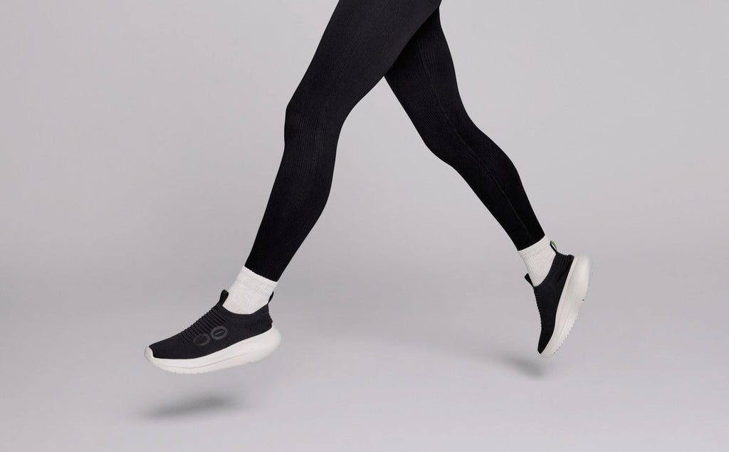 Women's OOmy Zen - Chalk Black